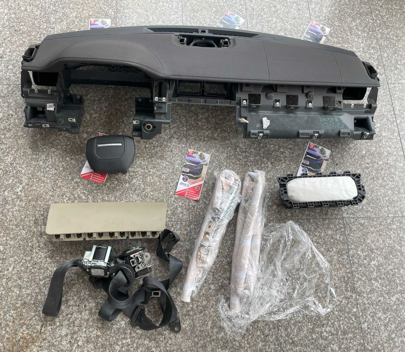Range Rover Evoque - plansa de bord - kit airbag - centuri siguranta