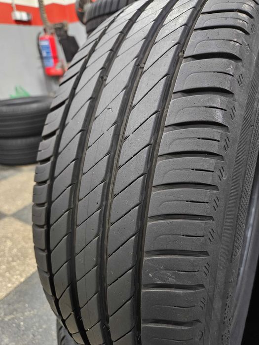 2бр 205/55/16 KLEBER 6,8мм грайфер дот19г Предлагаме монтаж--
