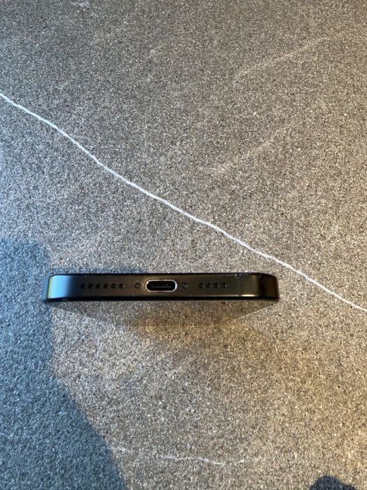 Перфектен! iPhone 16 Pro Max 256GB Black 92% батерия