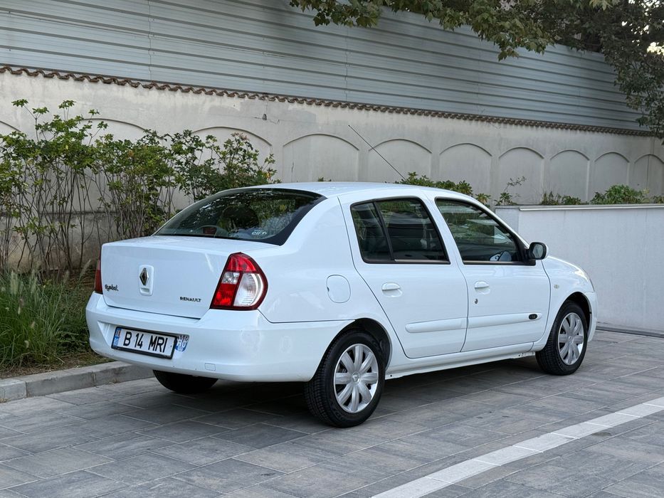 Renault Symbol cu doar 34.000 km autoturism este exemplar unic proprietar cu AC