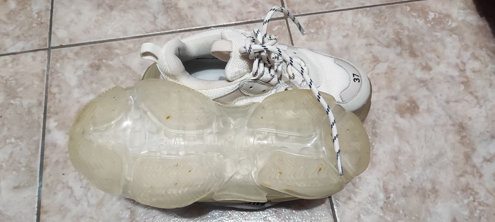 Balenciaga triple s full white and beige