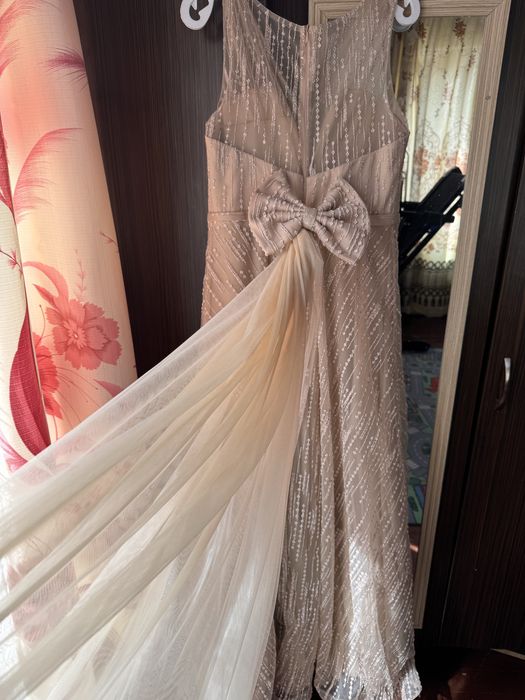 !СПЕШНО! Официална дамска рокля