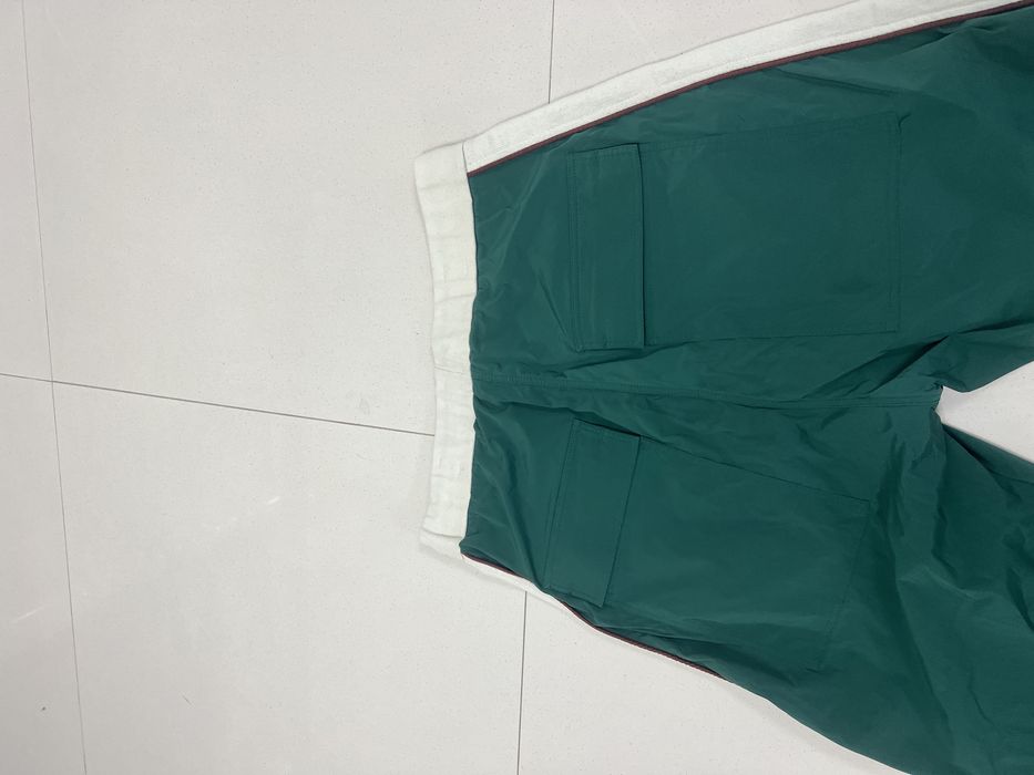 Pantaloni Made By Society