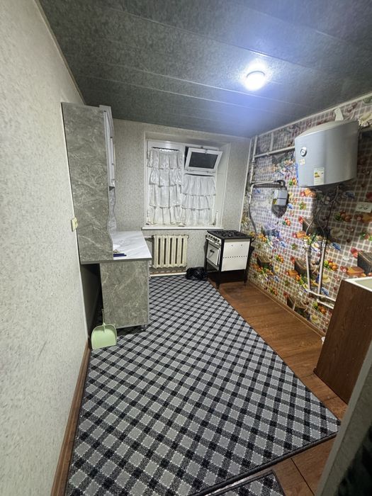 Киргили дружба 1 этаж 1 хонали арендага берилади