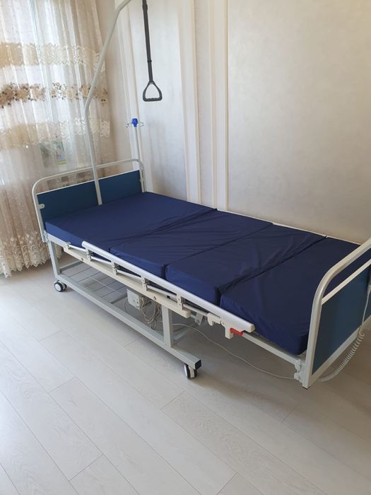 Кровать медицинская