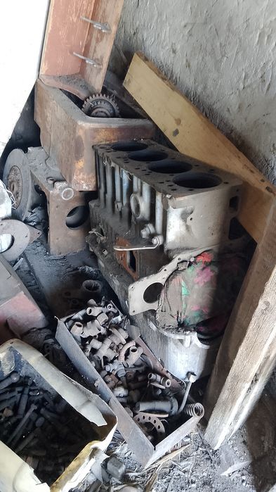 Блок с поддоном МТЗ 80