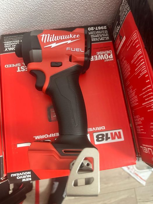 Impact m18 hexagonal milwaukee ultimul model