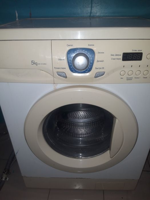 Продам стиральную машинку