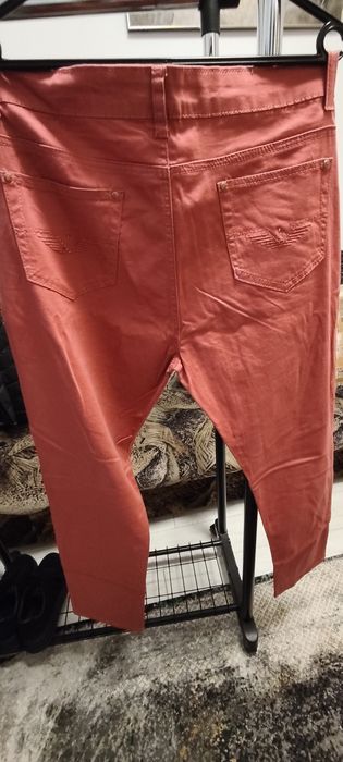 Pantalon dama moderni și calitativi