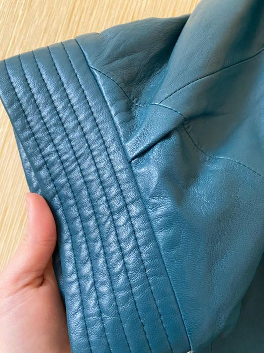 Продам кожаную куртку