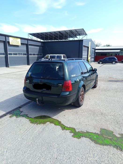 Volkswagen Golf 2000 diesel, 1.078 € — imagine 2