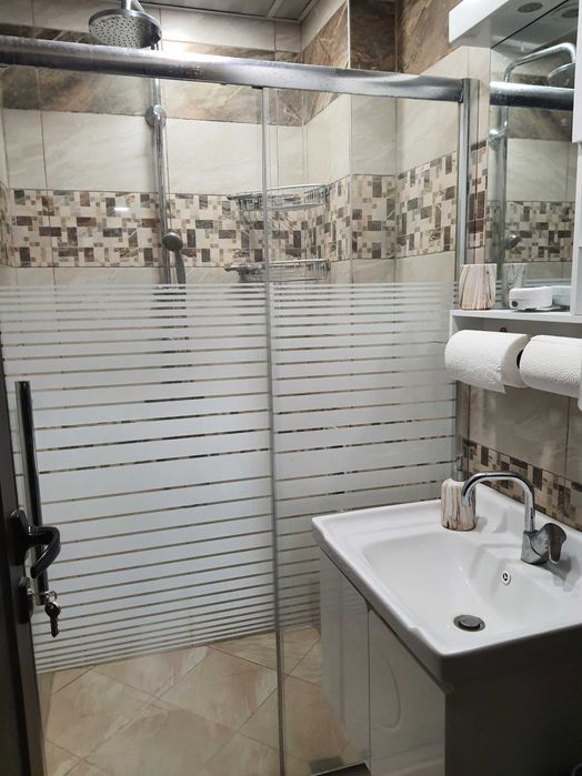 Продава се Четиристаен апартамент в Русе, Родина 1 - 80 кв.м за 1530 €/кв.м - Снимка #1