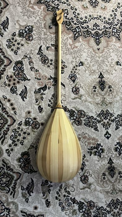 Продам домбру новую