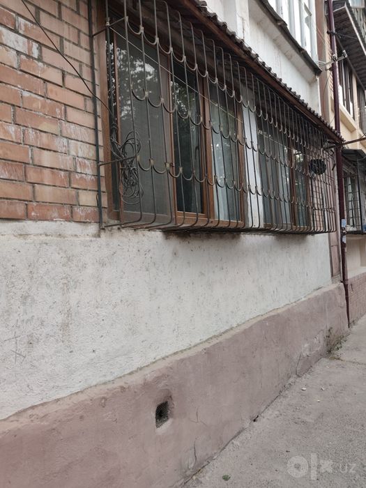 Срочно продаётся 2 ком. КВ. 9 микр. 9 дом.