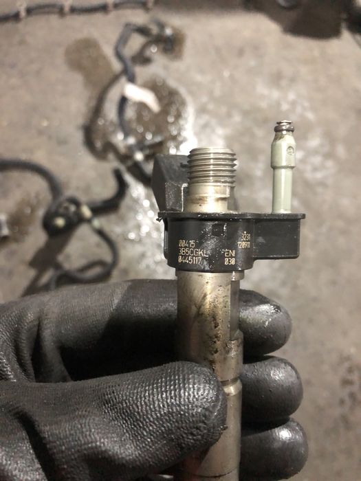 Помпа/дюзи/рейл бмв 3.5д 313 коня ( pompa/diuzi bmw 313hp )