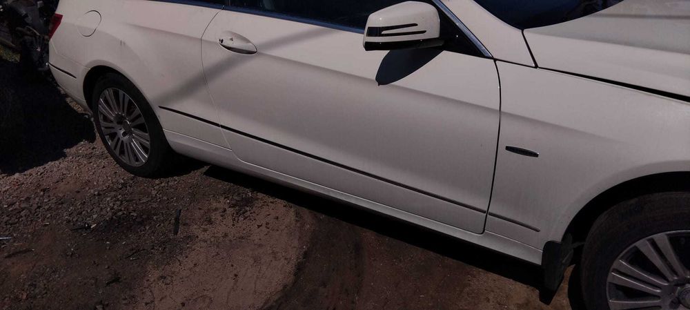 Dezmembrez Mercedes E Class an 2012