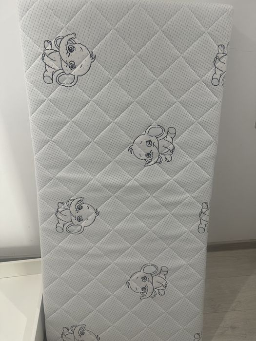 Saltea patut bebelusi cu husa inclusa