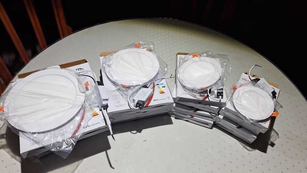 Lichidare stoc...Spoturi Led Import Germania