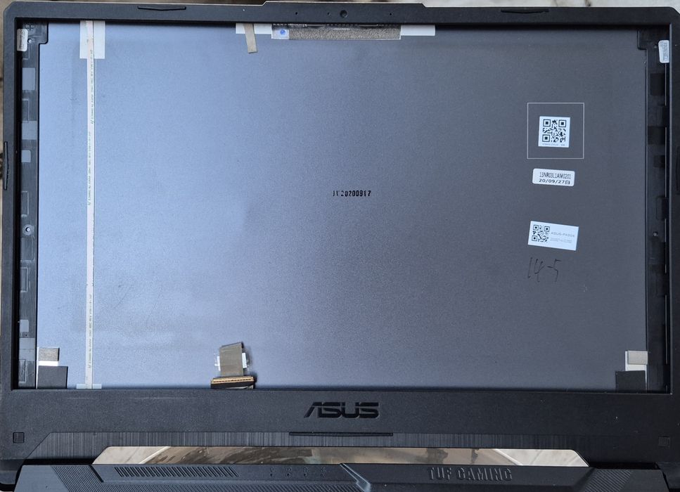 Asus F15 Capac display + rama capac disp + balamale +  cablul display + camera