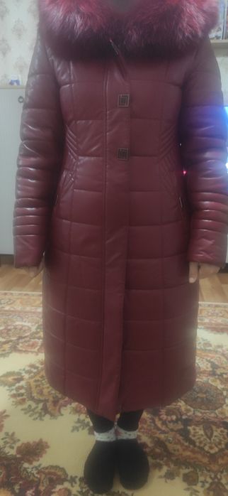 Продам куртку женскую 46 размер