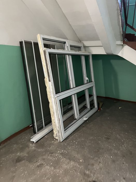 Окна рамы REHAU бу