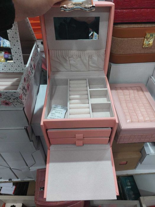 Шкатулка для косметики (Есть Яндекс Доставка)