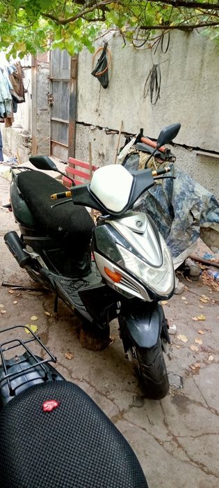 Продам Скутер 150³