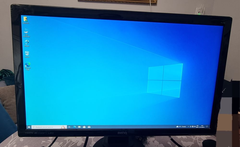 Настолен компютър Lenovo ThinkCentre  M700