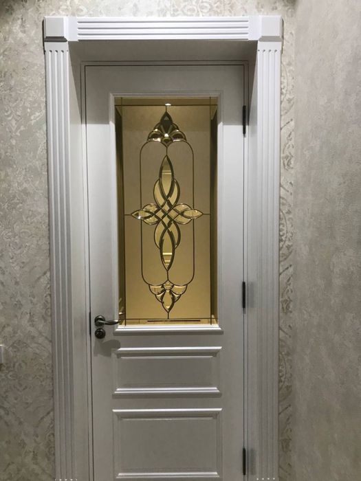 Eshiklar oynasiga vitraj qilamiz