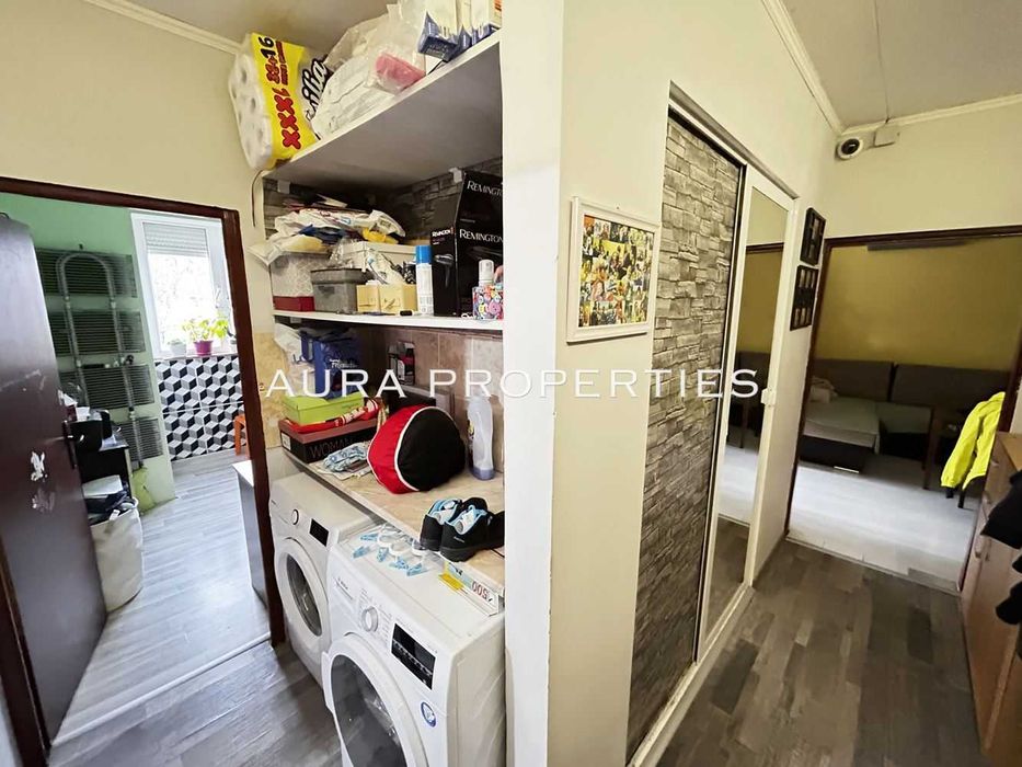 Продава се Двустаен апартамент в Разград, Център - 68 кв.м за 1328 €/кв.м - Снимка #6