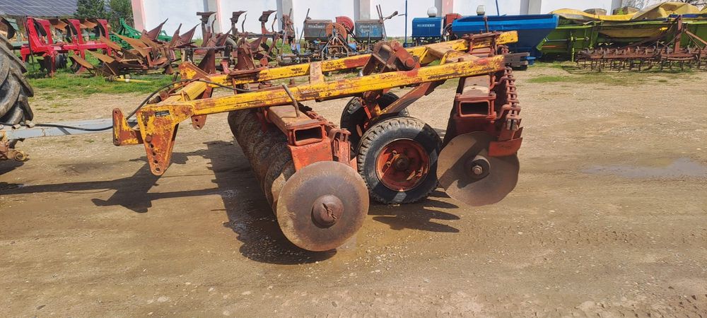 Quivoqne disc 3 m în V piesa