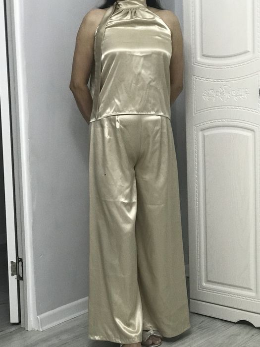 Срочно продам женскую одежду