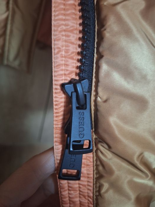 Оригинално дамско зимно яке Guess / S р-р