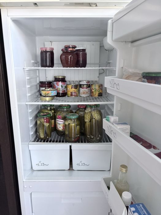 Продам холодильник