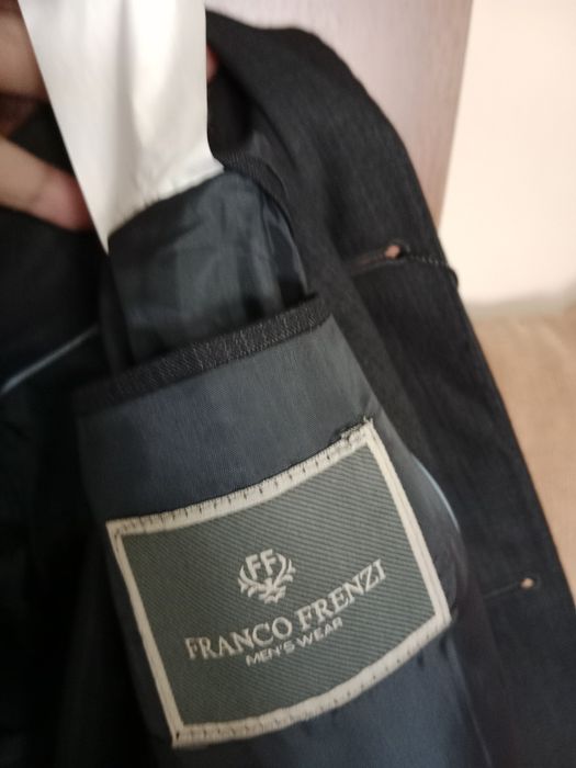 Продам костюм двоика