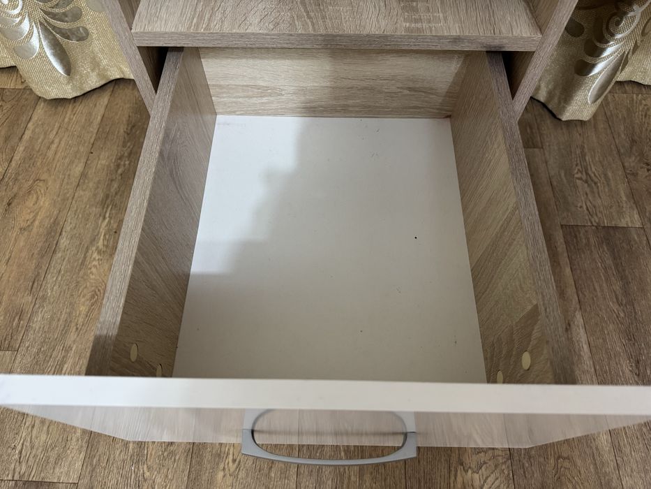 Продам письменный, компьютерный стол!