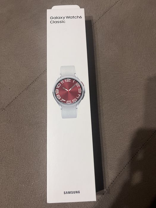 Samsung Galaxy Watch 6 – като нов, с 2 каишки
