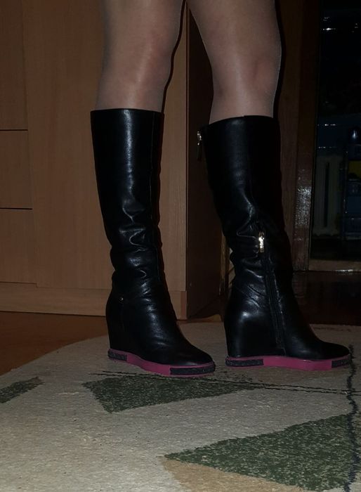 Сапоги женские 39 размер кожаные.