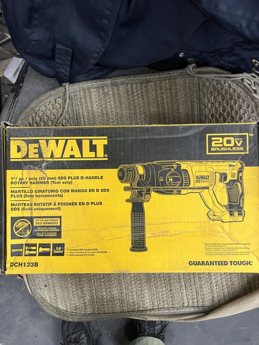 Dewalt перфоратор