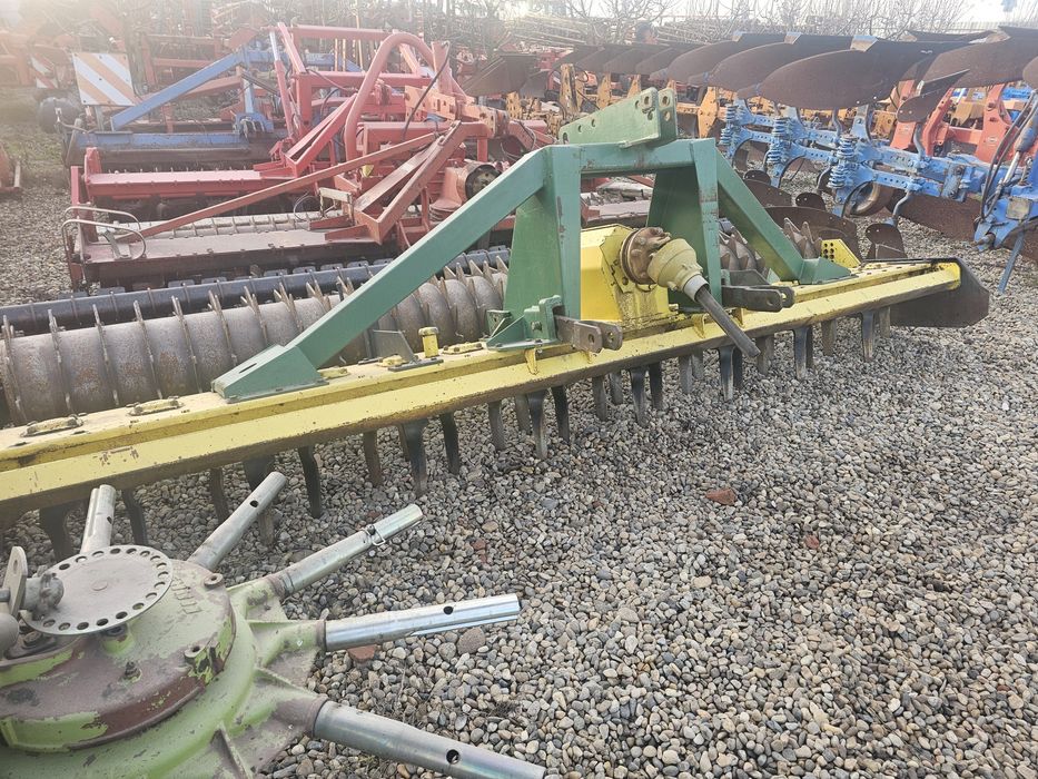 Grapa rotativa freza plug disc coasa grebla remorca gunoiera