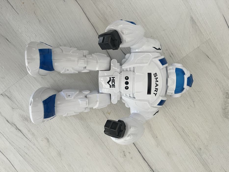 Детска играчка - Музикален Робот Iron Soldier