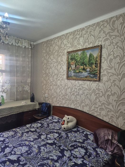 Продам 4/6/9 Куйлюк базар. Напротив Компасс