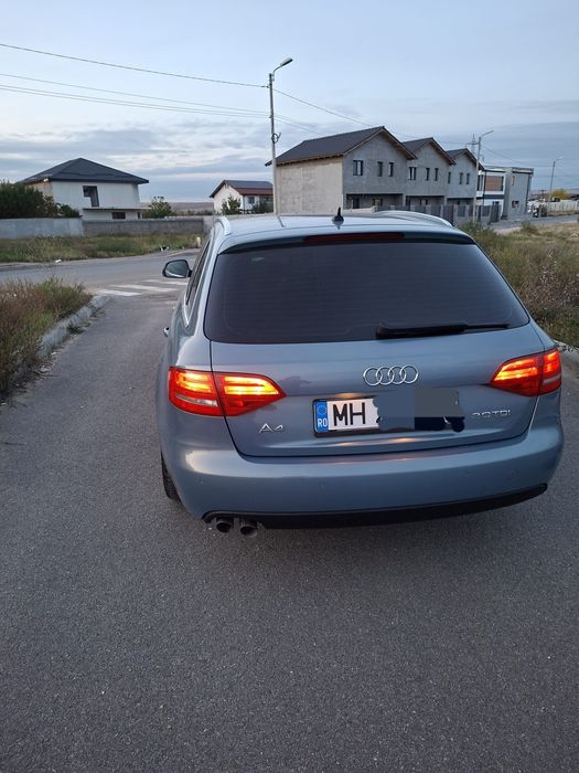 Vând Audi A4 B8 2.0 TDI sau schimb cu Dacia Duster