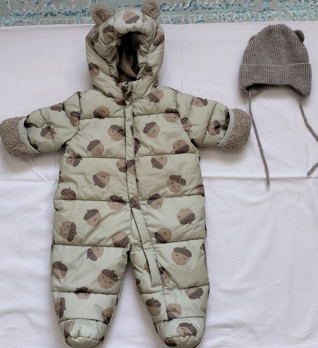 Срочно продам комбинезон в идеальном состоянии в подарок две зимние ша