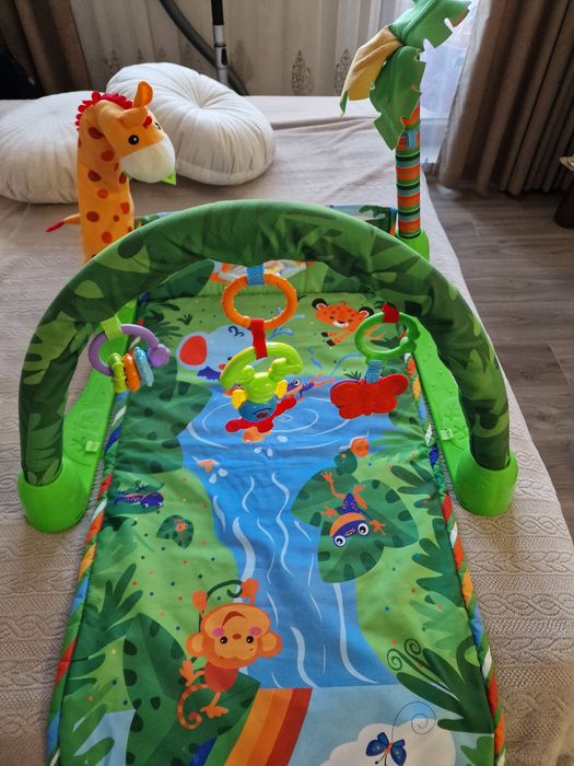 Активна гимнастика за бебе