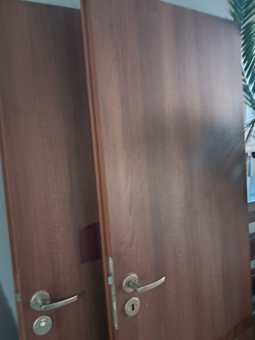 Използвани врати