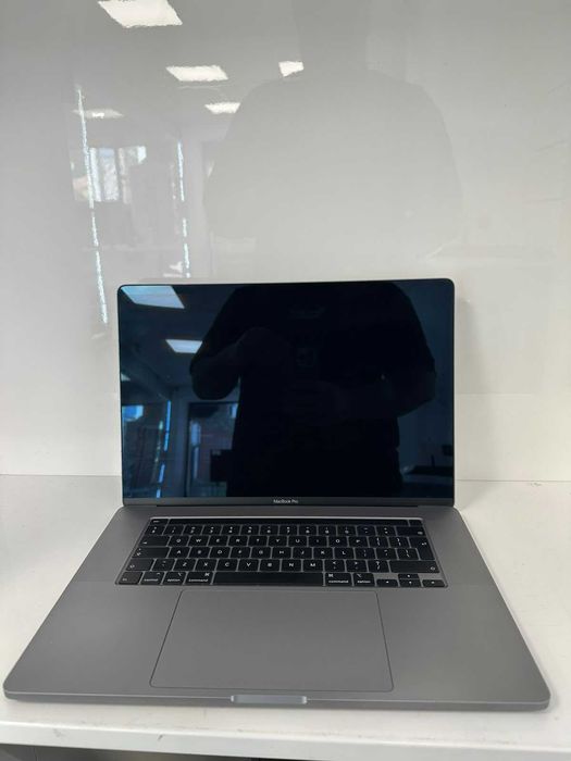 macbook pro 17 second hand si noi de vanzare • Anunturi • OLX.ro