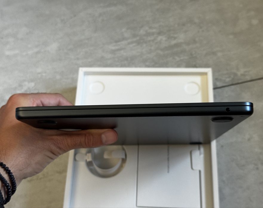 FACTURA/GARANTIE! Apple MacBook AIR 13.6” chip M3 / 16GB ram / 512GB ssd  / culoarea Midnight - ca NOU - FULL BOX