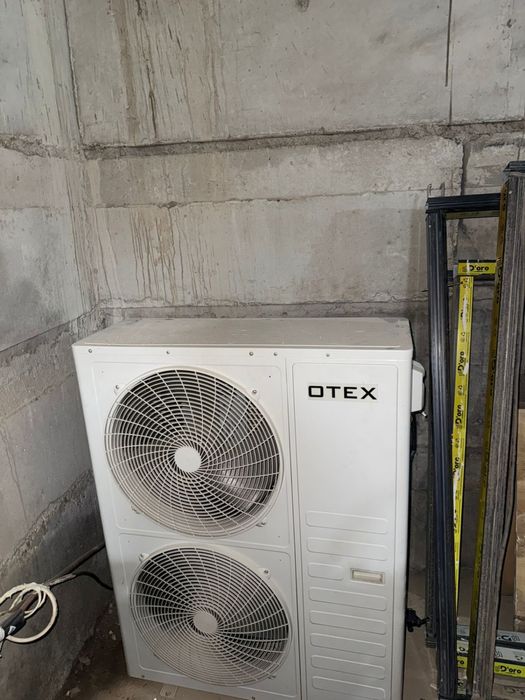 Продам колонный кондиционер