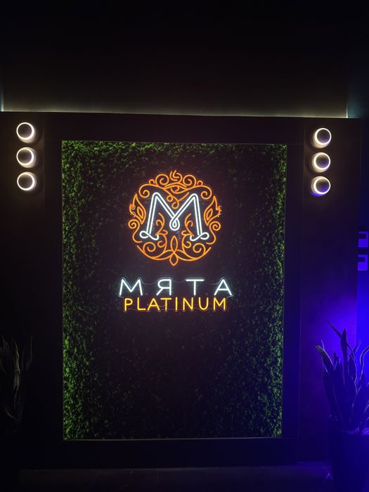 Неоновые вывески. Ташкент. Гибкий неон